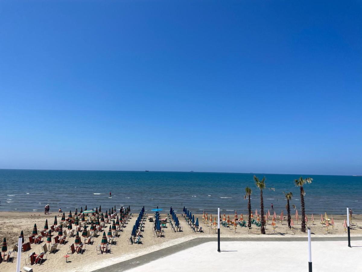 Beautiful Sea View Apartment Durrës 外观 照片